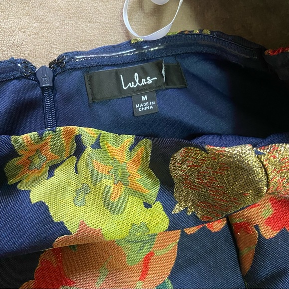 NWOT Lulus So Stunning Navy Blue Floral Jacquard Puff Sleeve Mini Dress - Picture 4 of 11